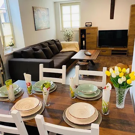 Wunderschone Ferienwohnung In Schwerin Apartment *